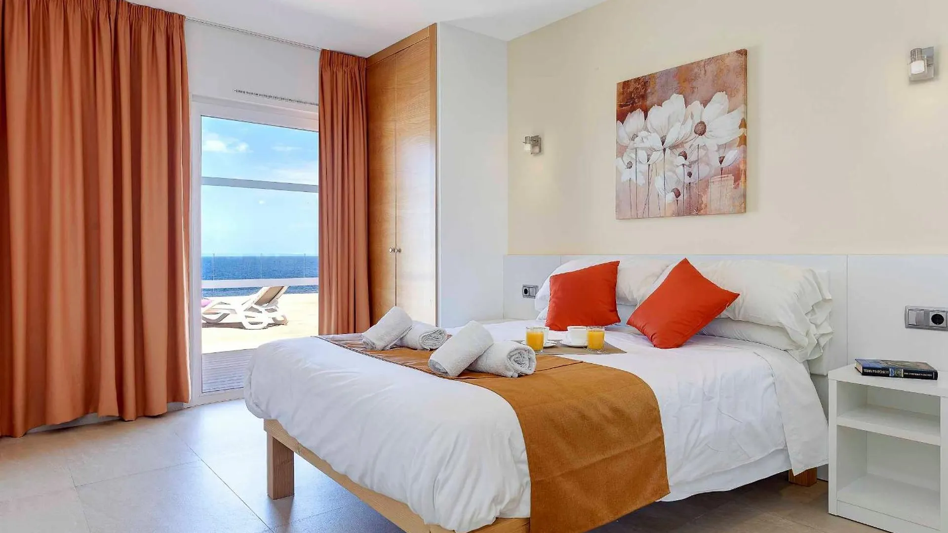 Villa Esmeralda Sol Cala en Forcat Spanje
